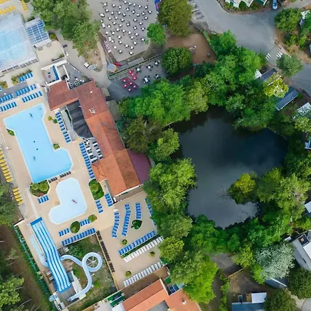 Mobile 407 Bois Dormant 营地